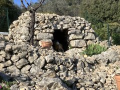 Borie en pierre sèche